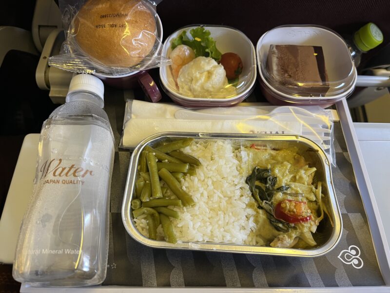 タイ航空の機内食（チキン）