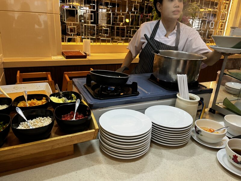 朝食ライブキッチン