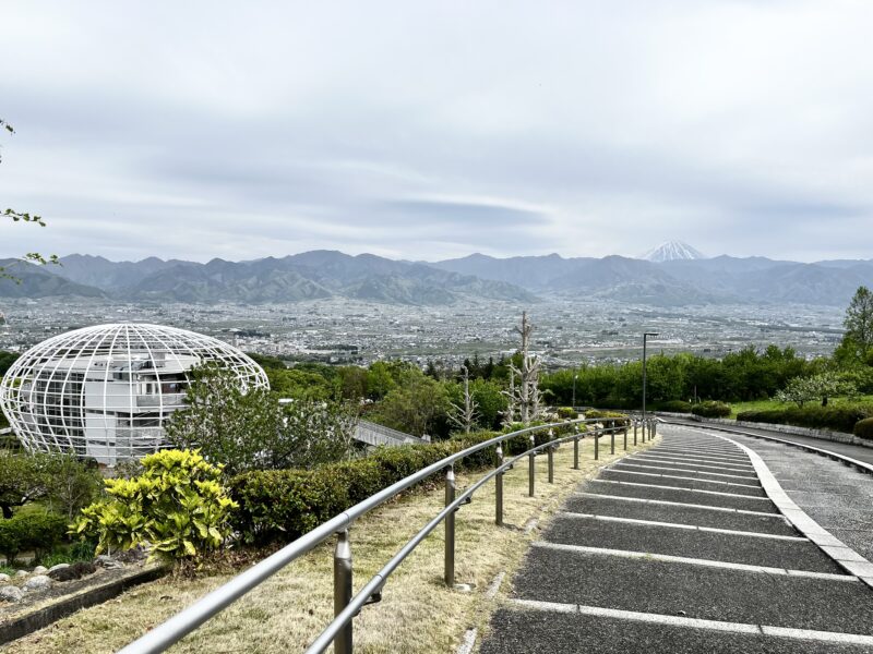 笛吹川フルーツ公園