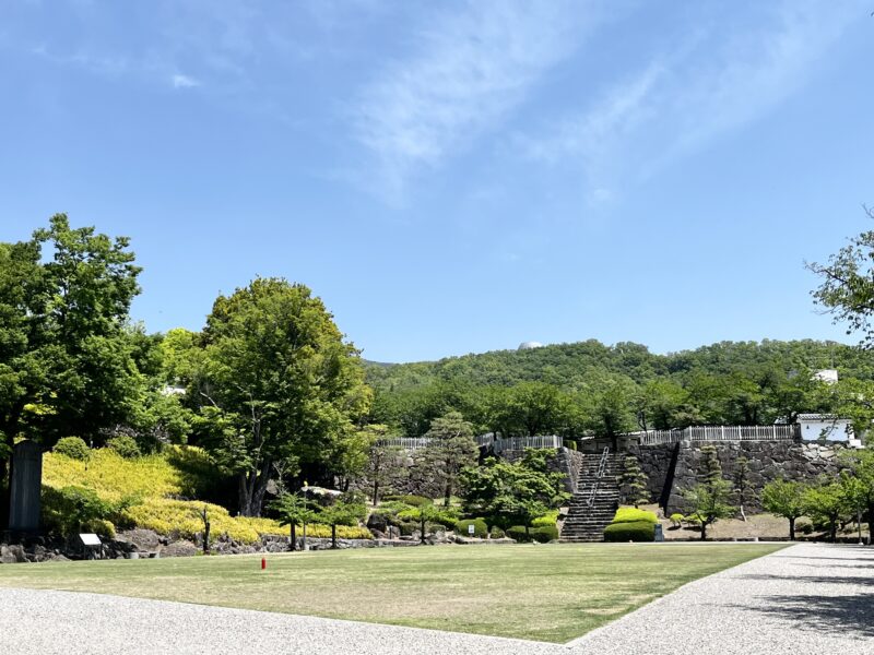 自由広場
