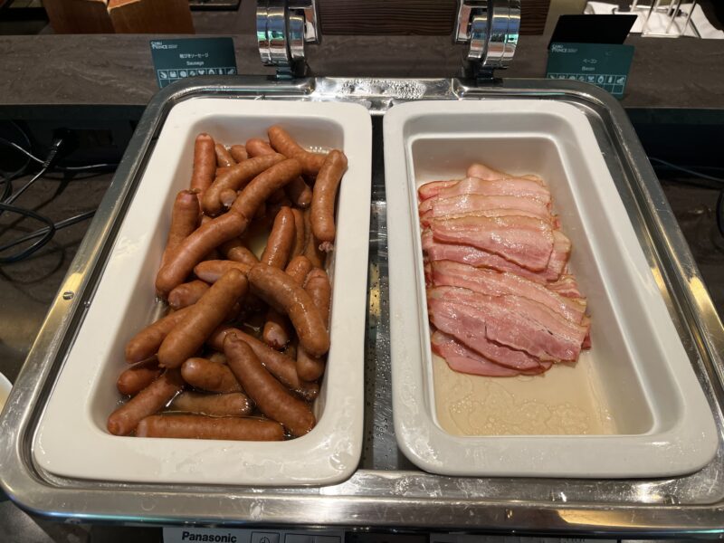 朝食