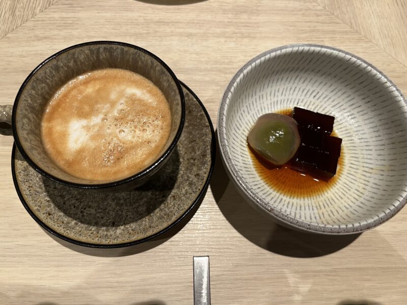 ラウンジ(高輪)