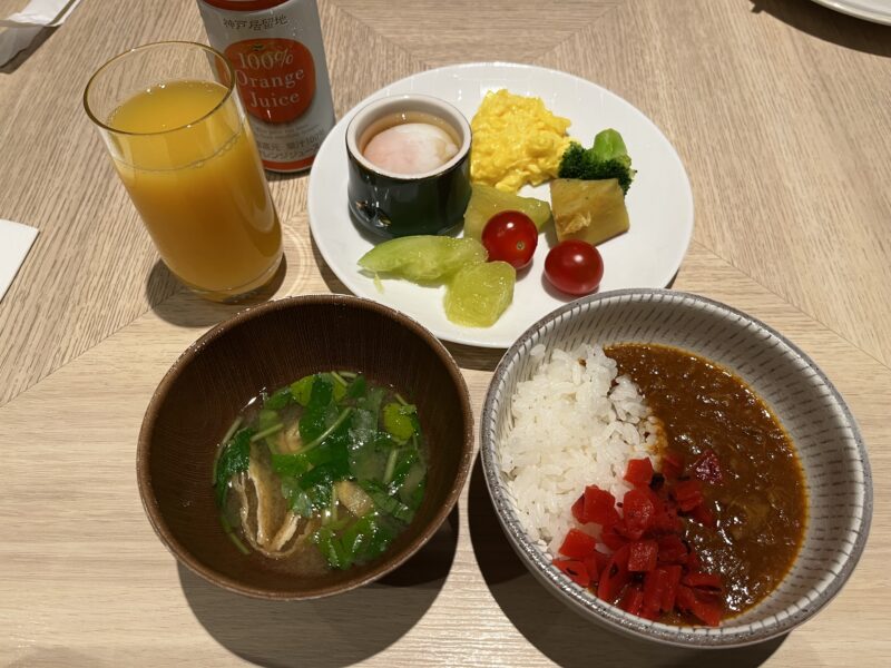 朝食