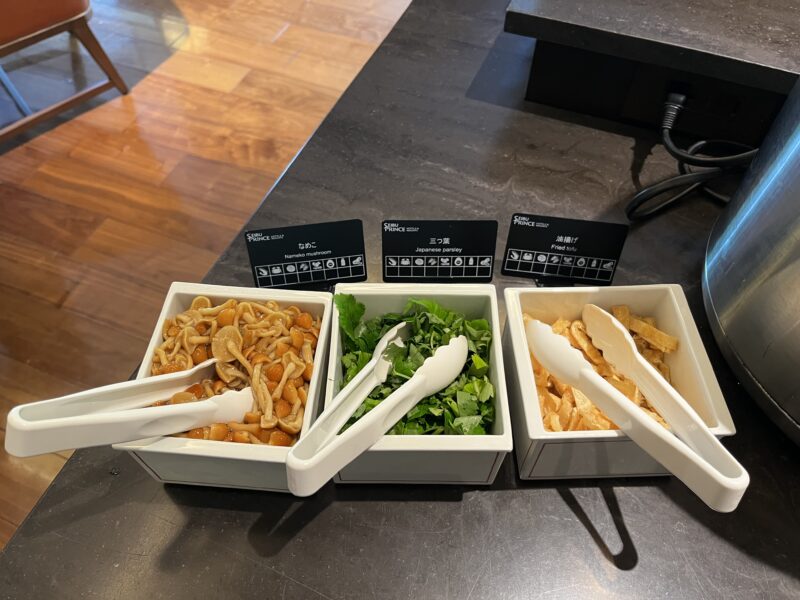 朝食