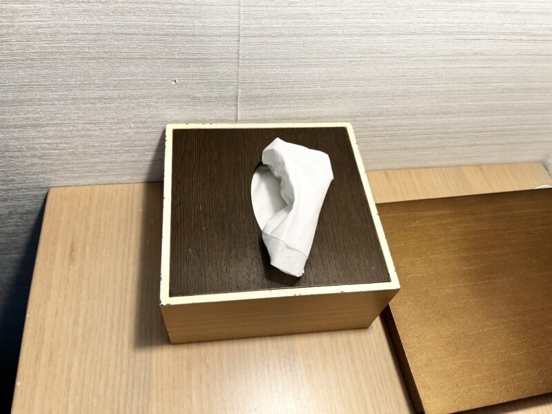 ティッシュ