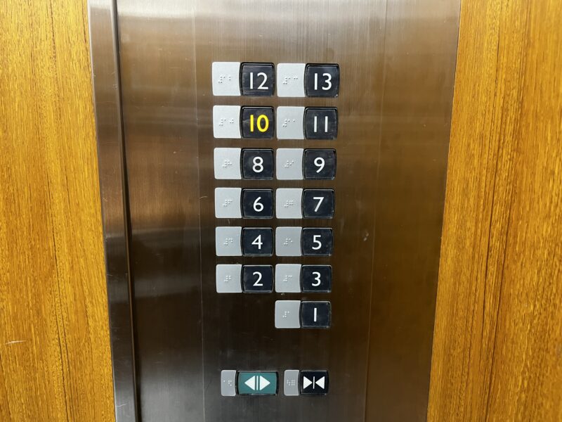 エレベーター