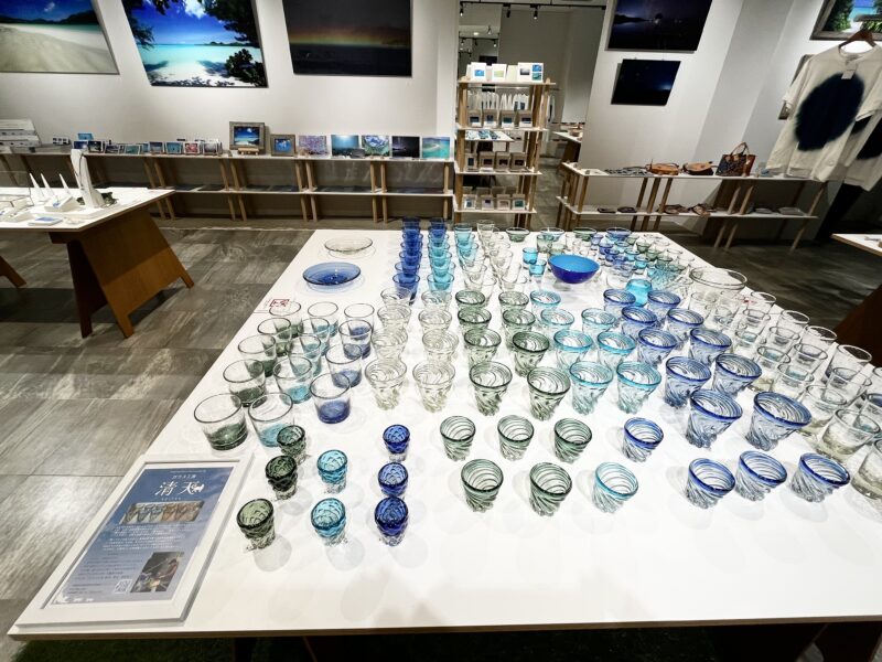 島の色展『Blue, Blue, Blue.』