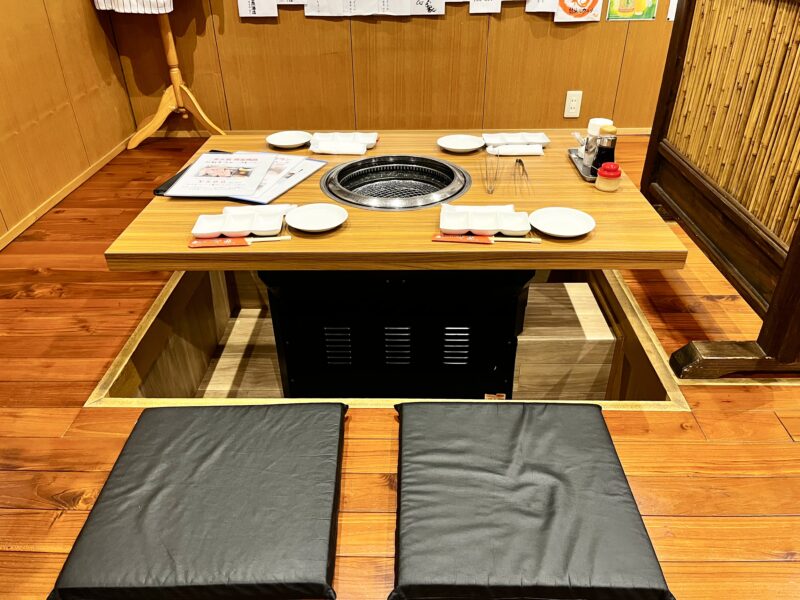座敷テーブル席