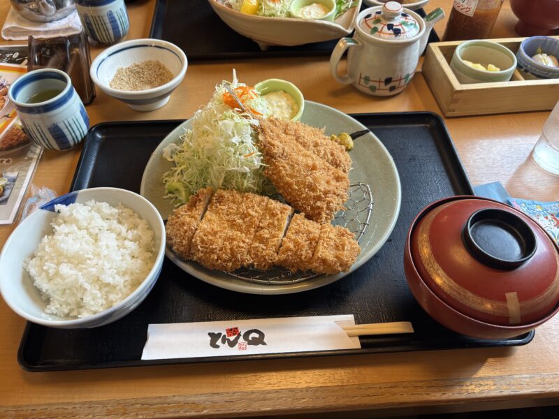 やまと豚ロース&アジフライ定食