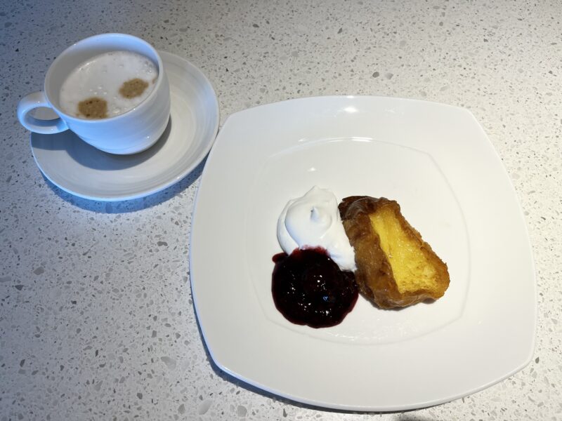 朝食