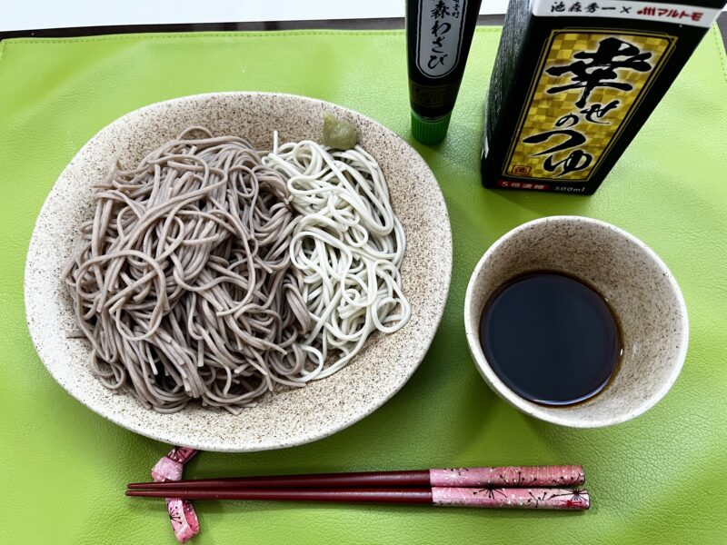幸せの十割とへぎそば