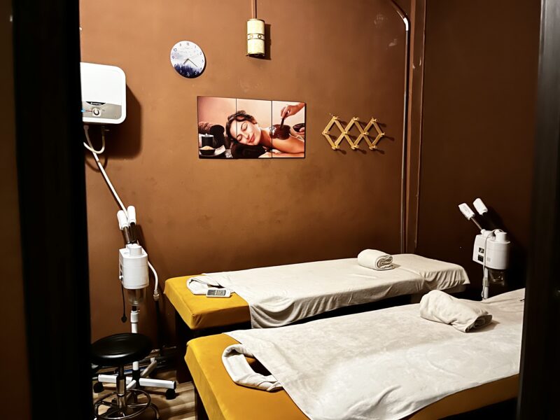 ボディマッサージ