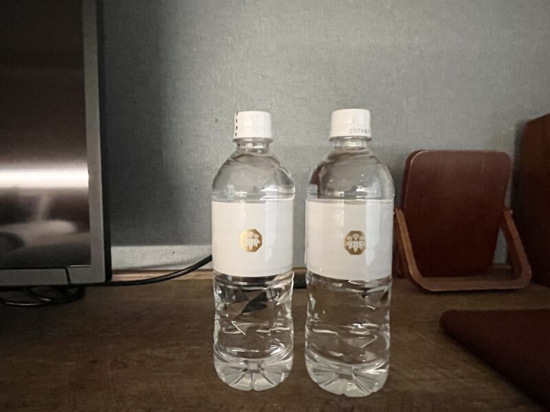 水