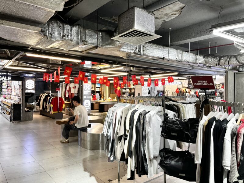 The New Playground(地下)