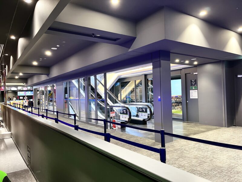 ワールドポーターズ4階