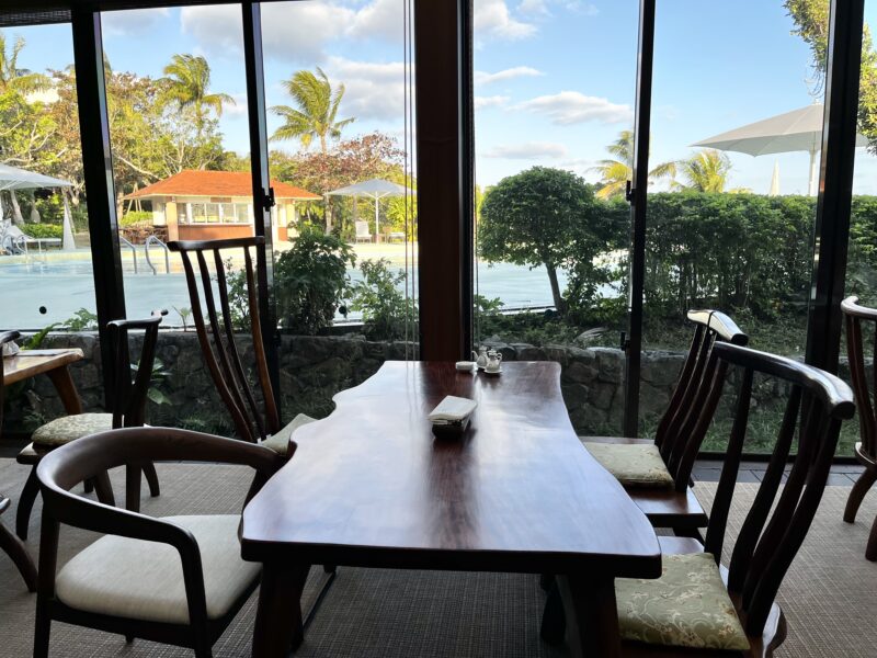 ガーデンプール席