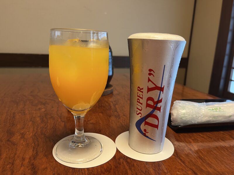 100%オレンジジュース/生ビール